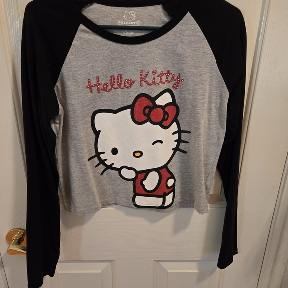 Aeropostale Tops - Aeropostale Black and Gray Hello Kitty Crop Top